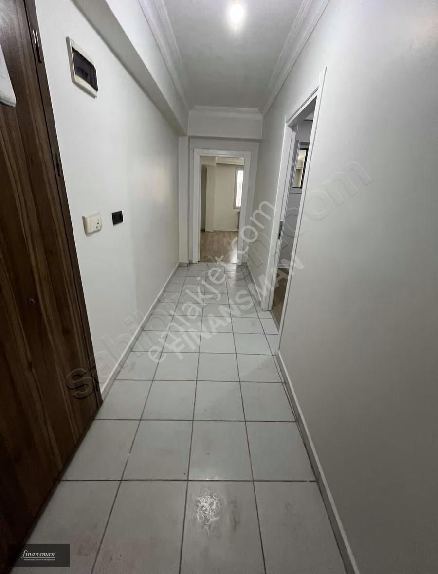 Orhan Gazi Mahallesinde..iyi Konumda..2+1 Bakımlı Daire - Görsel 4