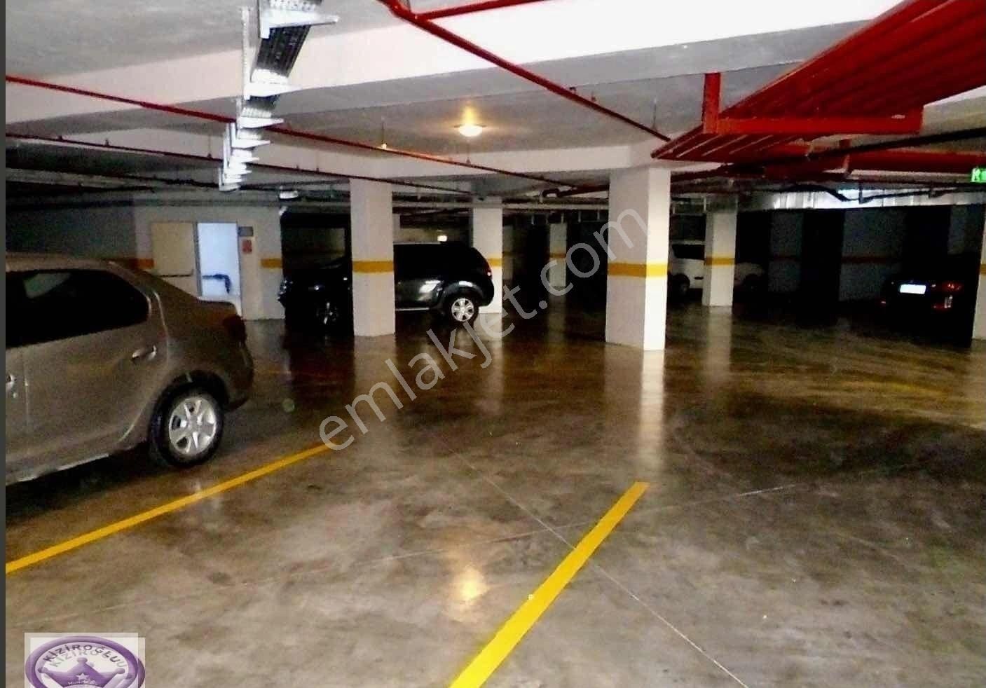 Metroya Yakın Aile Sitesinde Deniz Manzaralı Havuzlu İskanlı - Görsel 5