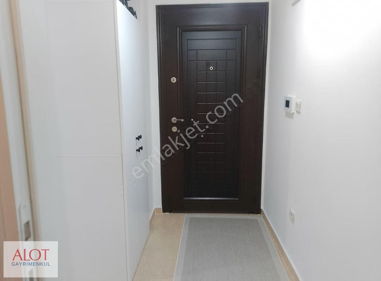 Üsküdar Kısıklı Otoparklı 2+1 - Görsel 3