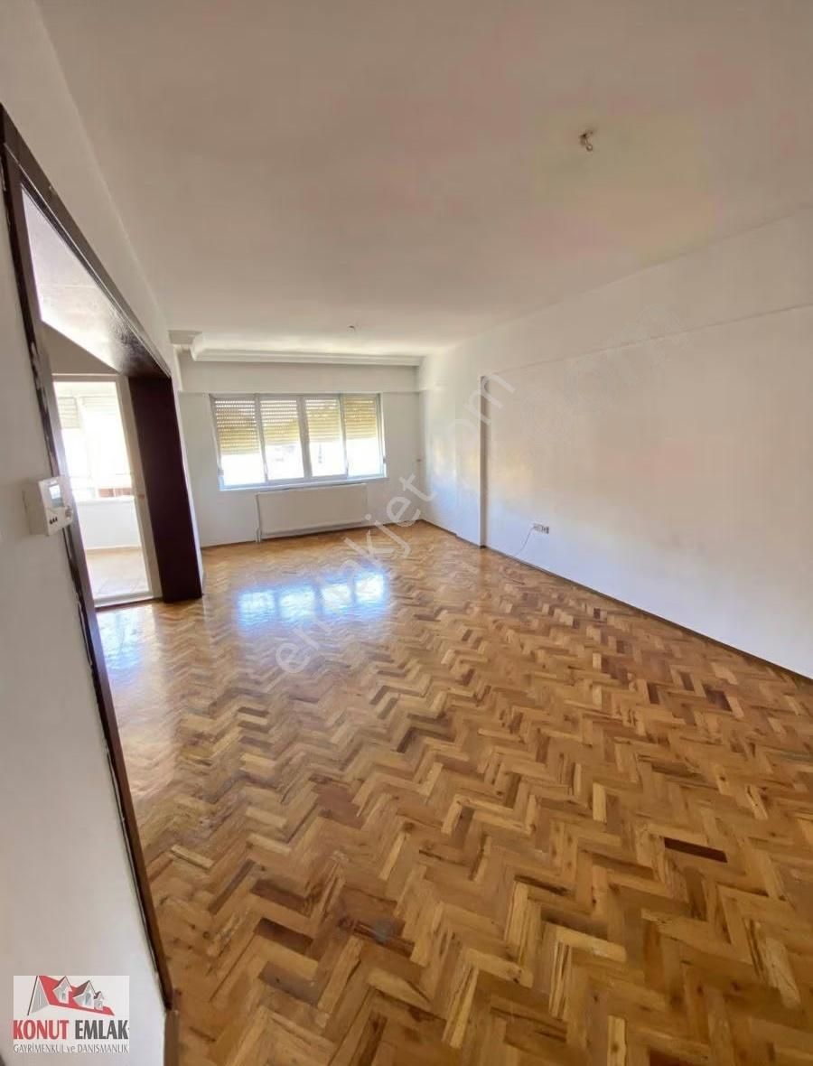 Konut Emlaktan Satılık 4+1 Daıre - Görsel 18