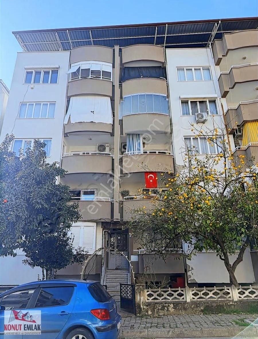 Konut Emlaktan Satılık 4+1 Daıre