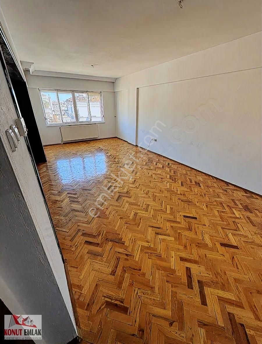 Konut Emlaktan Satılık 4+1 Daıre - Görsel 10