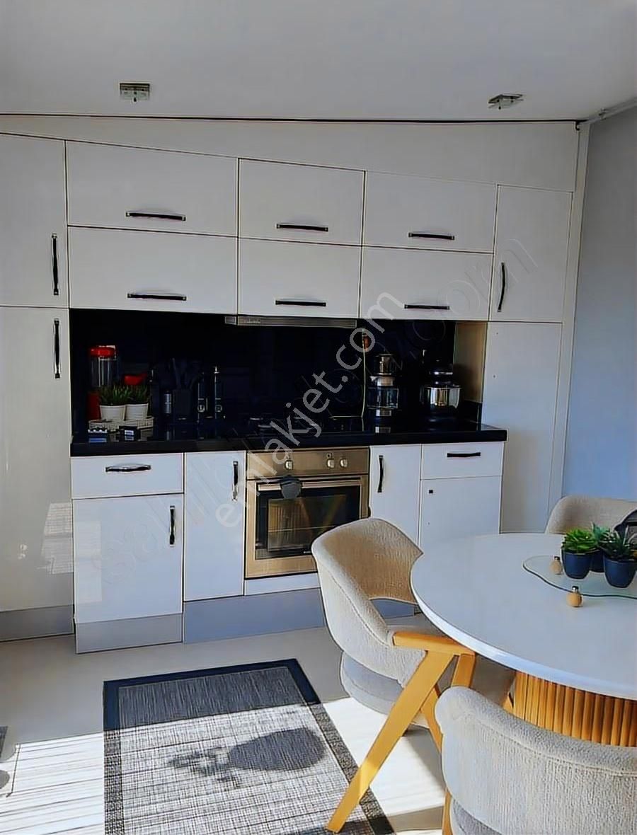 Çekmece Konakları Satılık Çatı Katı Daıre - Görsel 12