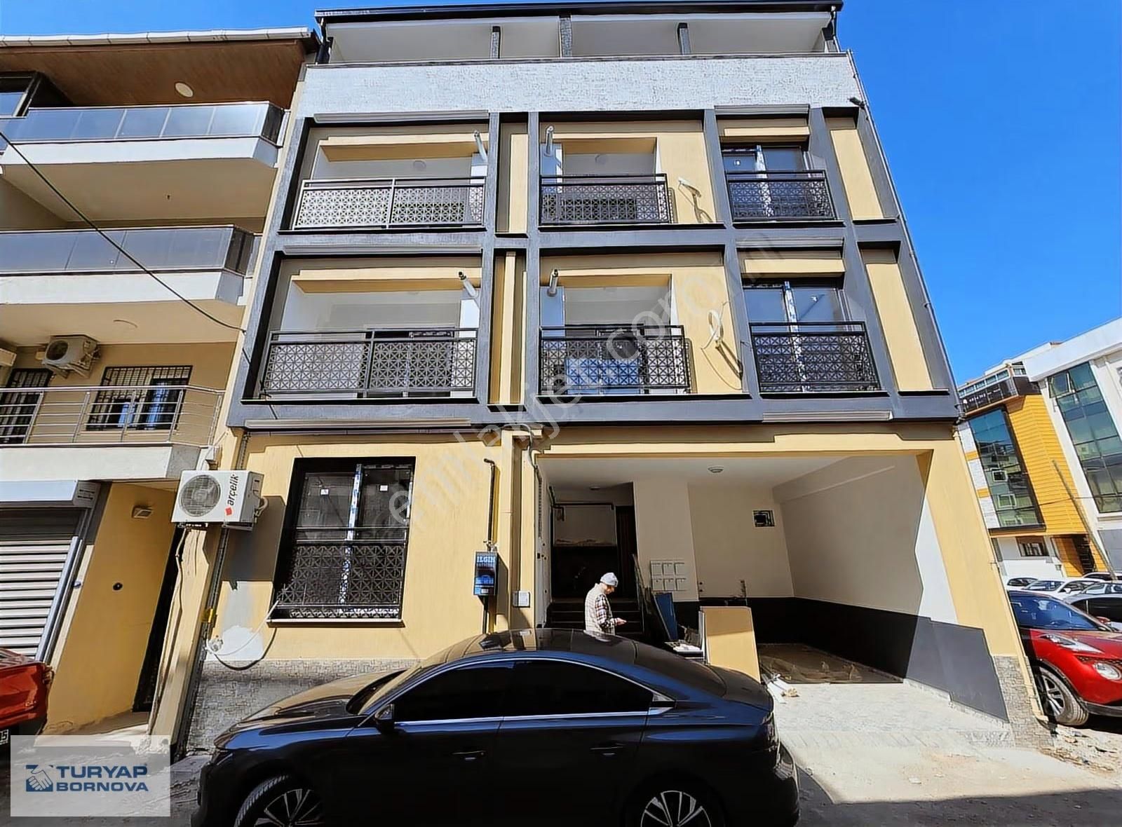 Turyap'dan Çiğli Vergi Dairesi Yanı Kiralık Sıfır 2+1 Daire