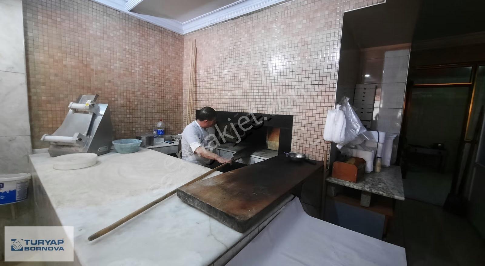 Bornova Atatürk Mah. Cadde Üzeri 90m² Satılık Dükkan - Görsel 5