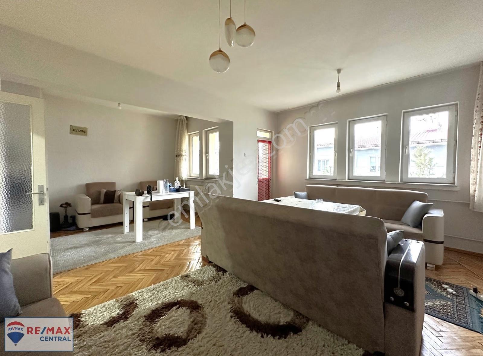 Re/max Central'dan Yenişehir' De 2+1 Satılık Daire