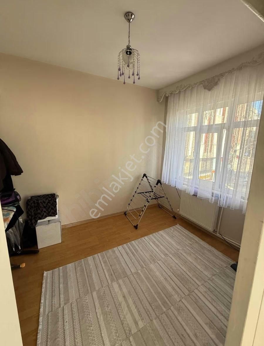 Andaç'dan Bayrampaşa Orta Mah.'de 3+1 Kiralık Daire - Görsel 2