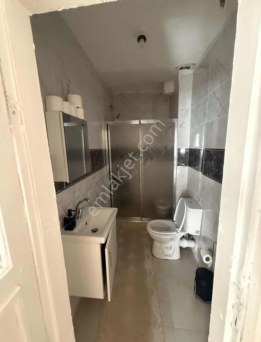 Andaç'dan Bayrampaşa Orta Mah.'de 3+1 Kiralık Daire - Görsel 4