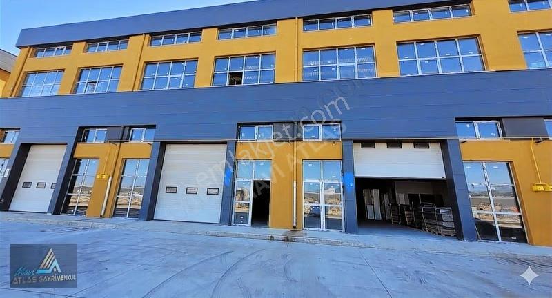 Mavi Atlas'tan Toybelen Sanayi Sitesinde 200m2 Satılık Dükkan