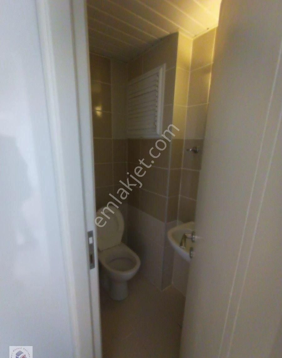 Akşemsettin Mahallesinde 2+1 Bagimsiz Mutfaklı Doğalgazlı Asansörlü Satılık Daire - Görsel 4