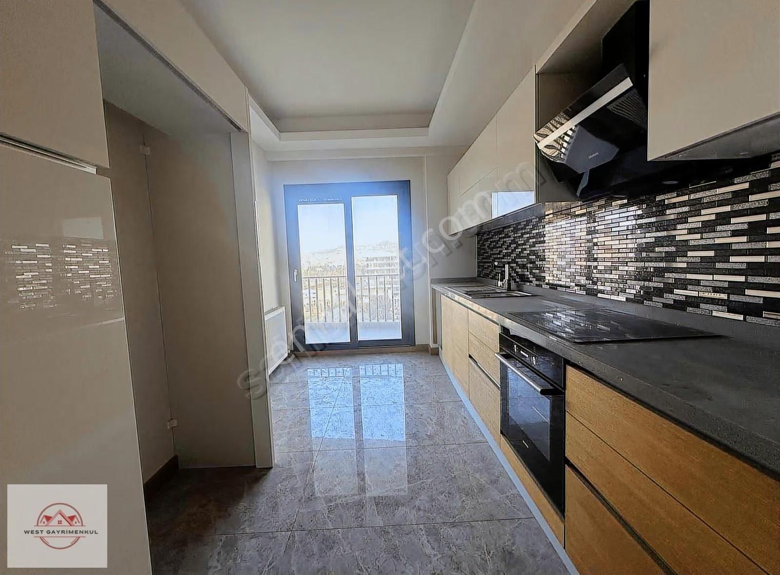 West'ten Avcılar Prestij Sitesi 3+1 Sıfır Kiralık Daire - Görsel 3