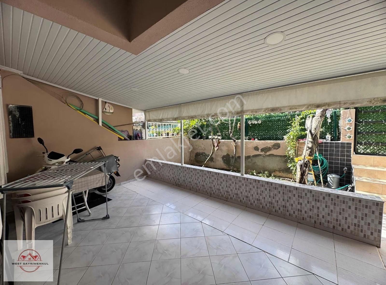 West'ten Çeşme Alaçatı Petek Sitesinde Satılık 3+1 Villa - Görsel 3