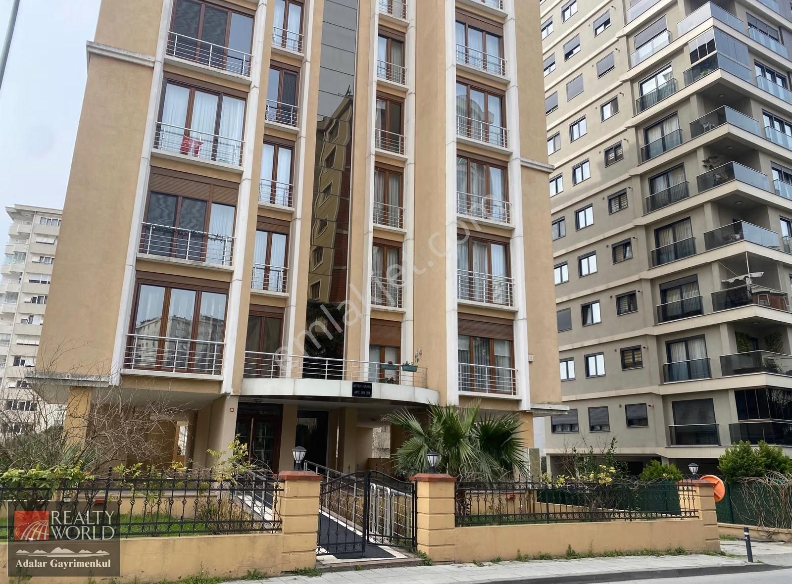 Kadıköy Sahrayıcedit Merkezi Konumda Boş Satılık 3+1 Daire - Görsel 31