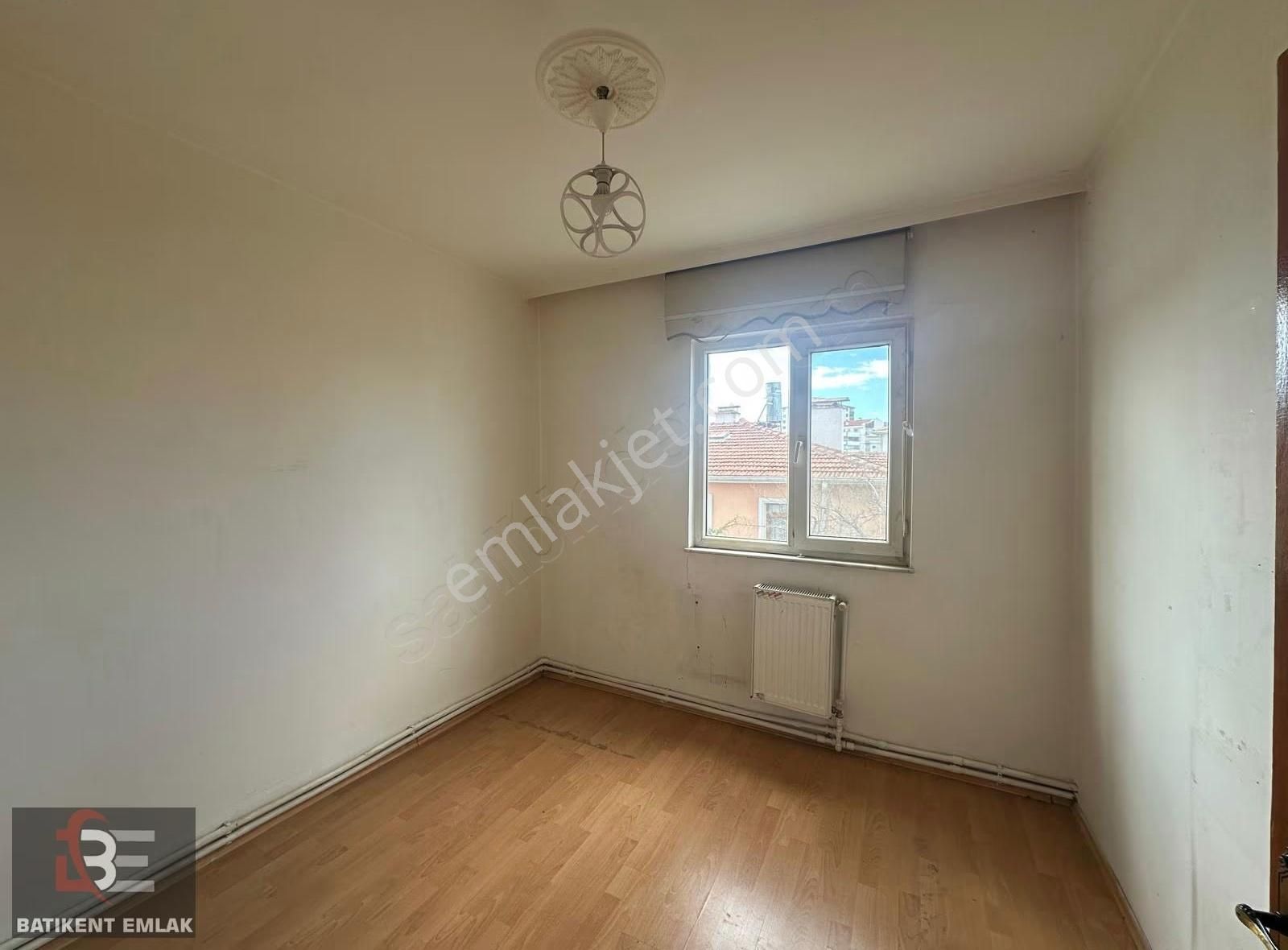 Batıkent Emlak'tan Çakırlar Mah Mesut Evler Sitesi 3+1 Ara Kat - Görsel 11