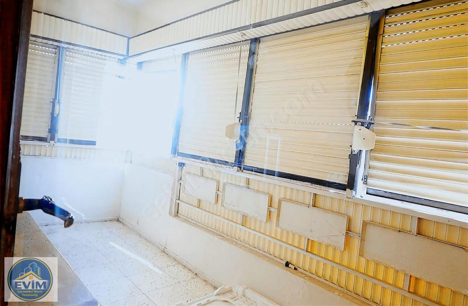 Aliağa Merkezde Arsa Payı Değeri Yüksek Satılık Ara Kat Daire - Görsel 9