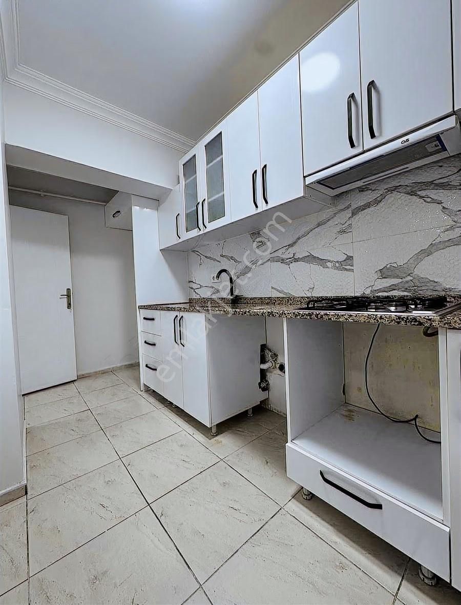 Uygun Emlaktan Manzaralı Hürriyete Kiralık 3+1.4kat Daire - Görsel 2