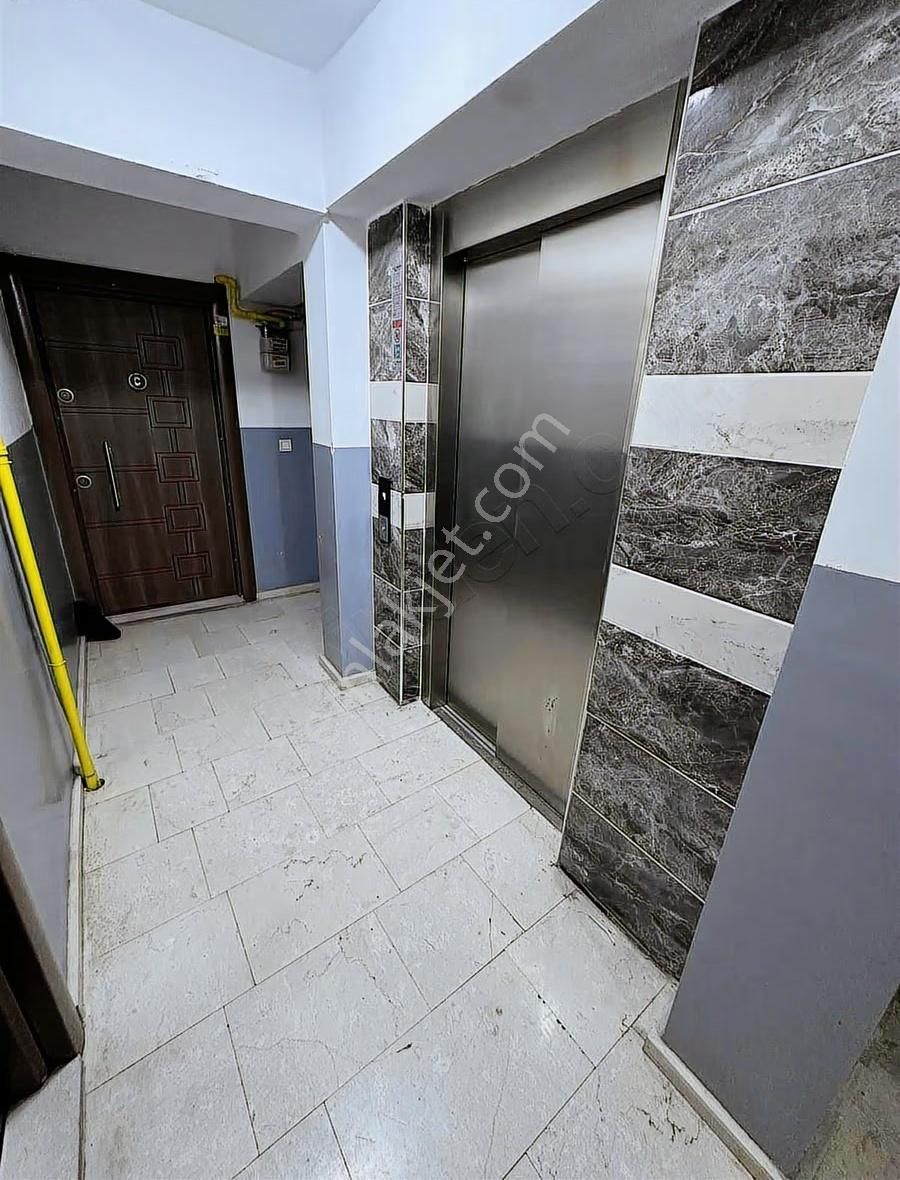Uygun Emlaktan Manzaralı Hürriyete Kiralık 3+1.4kat Daire - Görsel 17