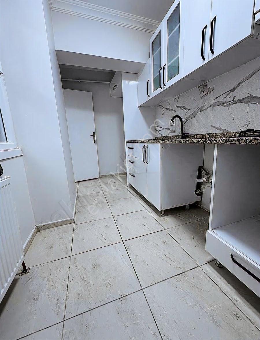 Uygun Emlaktan Manzaralı Hürriyete Kiralık 3+1.4kat Daire - Görsel 18