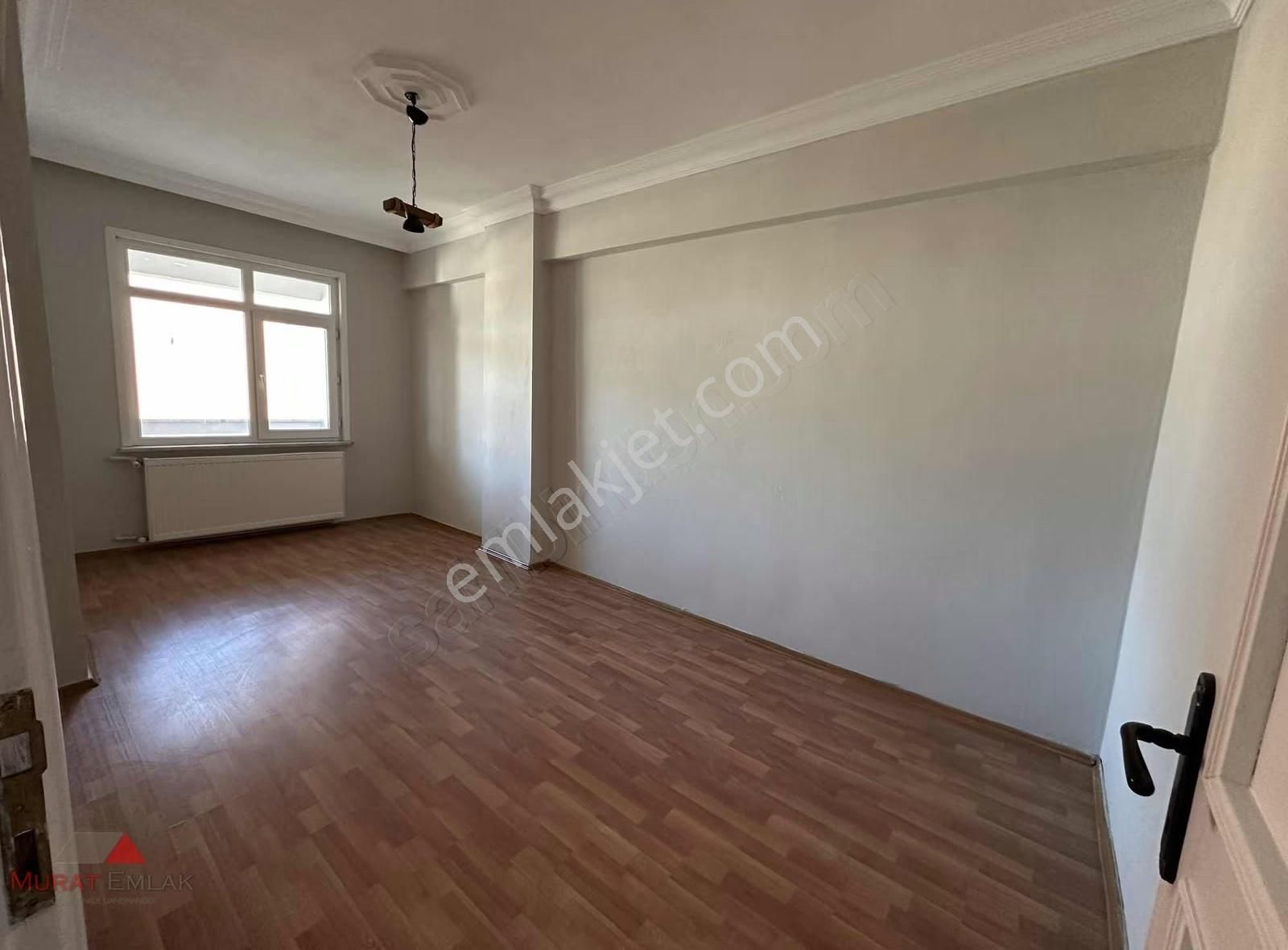 Murat Emlak'tan Geniş Tip Balkonlu 2+1 110m2 4.kat Kiralık Daire - Görsel 3