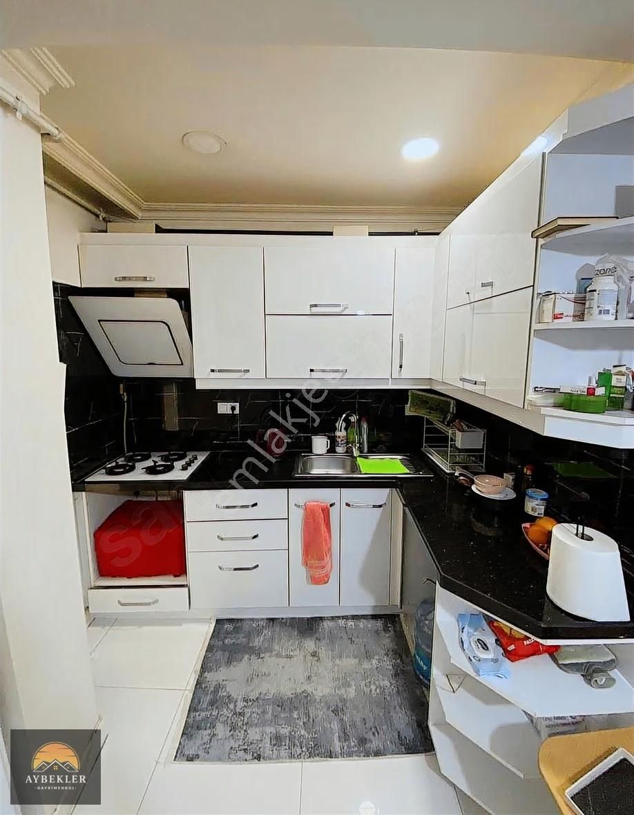 Sefaköy Merkez'de 5 Yaşında 2+1 Yüksek Giriş - Görsel 15