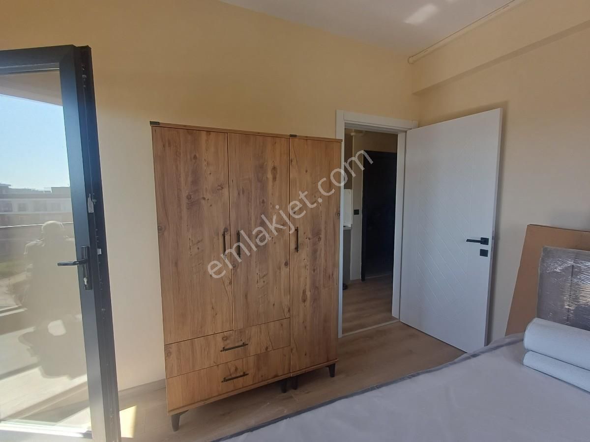 Seyrekte Üniversite Yakını Sıfır Full Eşyalı 1+1 Kiralık Daire - Görsel 17