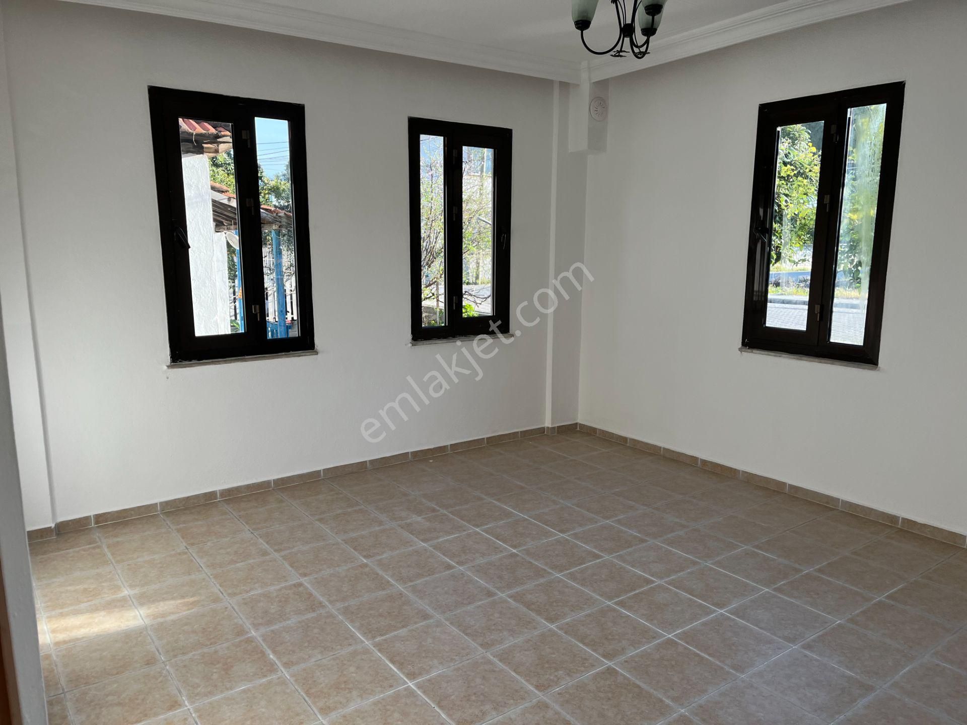 Babataşı Mah. 805 Sk. No27. Zemın Kat 3+1 Daire Kiralık - Görsel 7