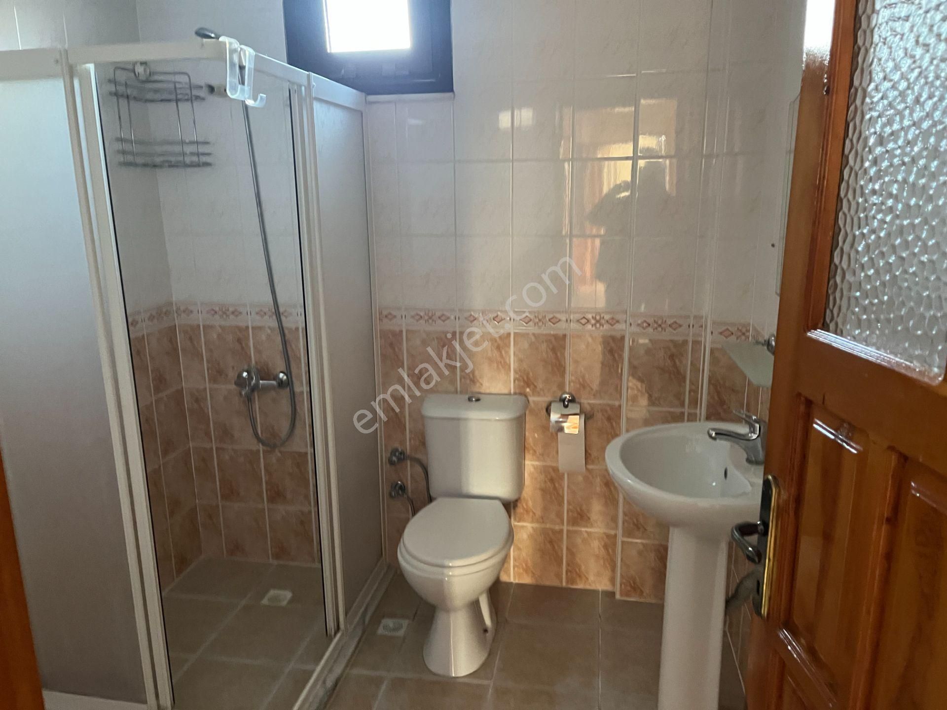 Babataşı Mah. 805 Sk. No27. Zemın Kat 3+1 Daire Kiralık - Görsel 8