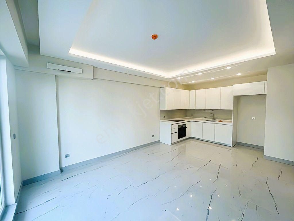 Seeworld Sinpaş Metrolife 2+1 Lux 118m² Kiralık Bahçe Katı - Görsel 7