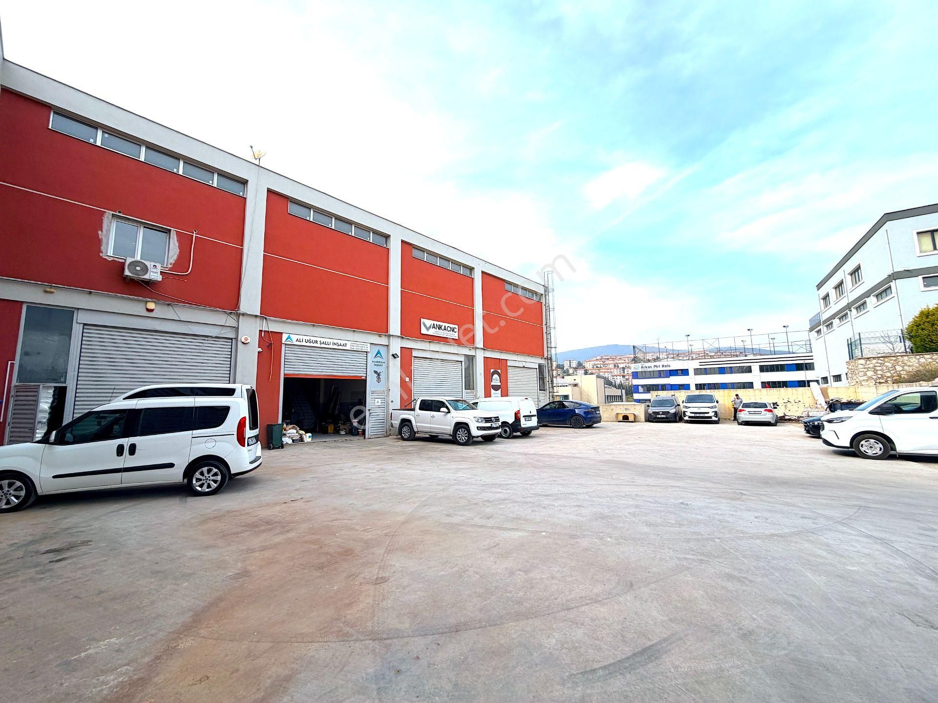 4. Sanayi Üretime Uygun Kiralık Net 244 M2 Masrafsız Köşe Dükkan - Görsel 30