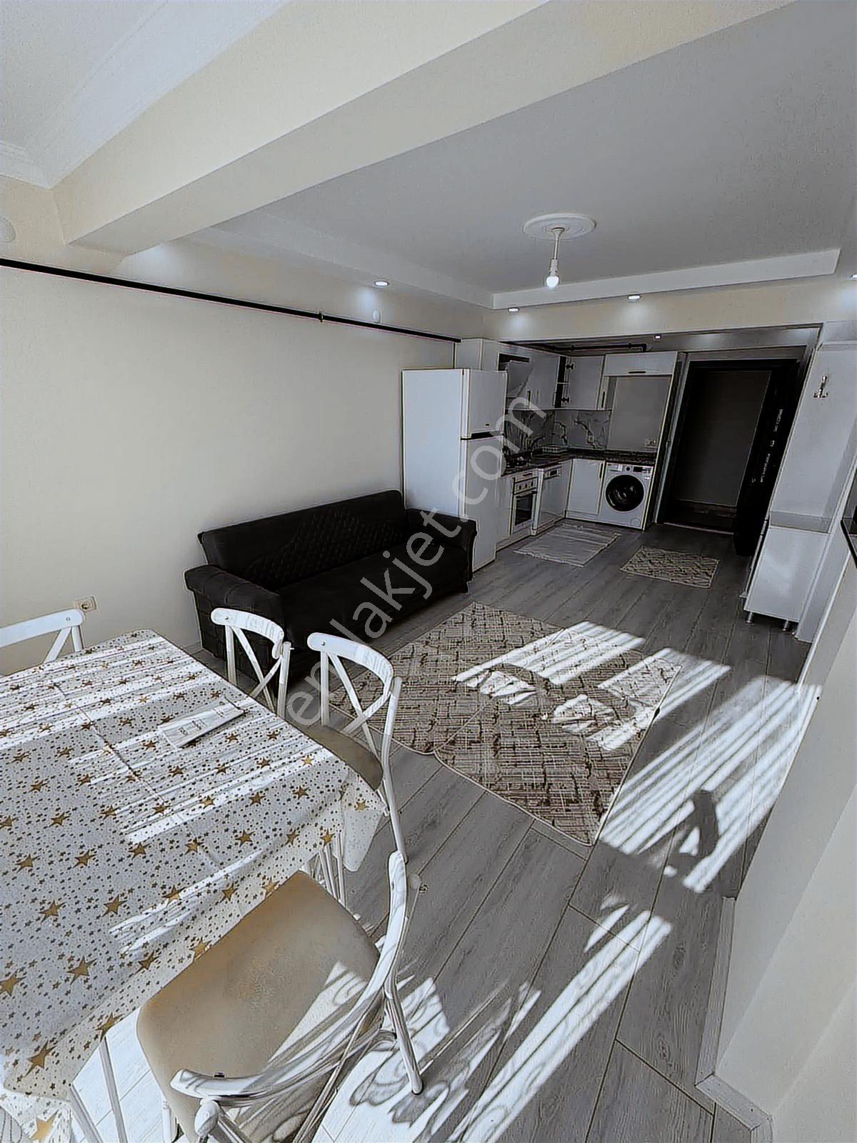 Ege Emlak'tan İspat Cami Mahallesinde 1+1 Kiralık Daire