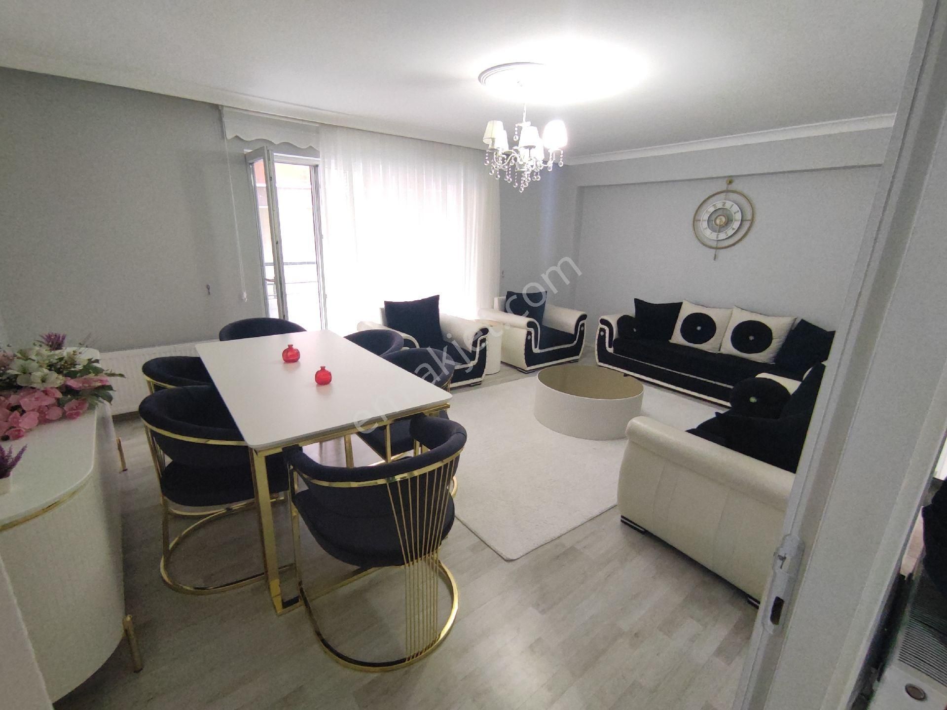 Karapürçekte 2+1 Asansörlü Gazi Gıda Yakını Masrafsız Daire - Görsel 3