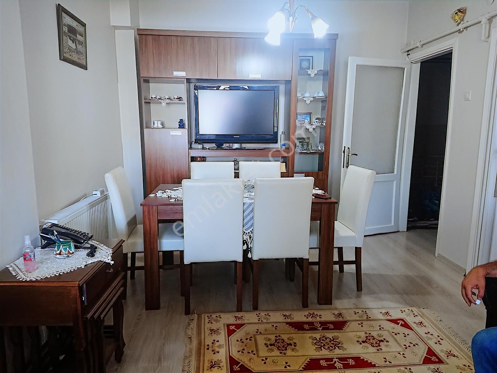 Fatih Şehremini Maallesi 90mk 2+1 Full Eşyalı Balkonlu 45.000tl - Görsel 22