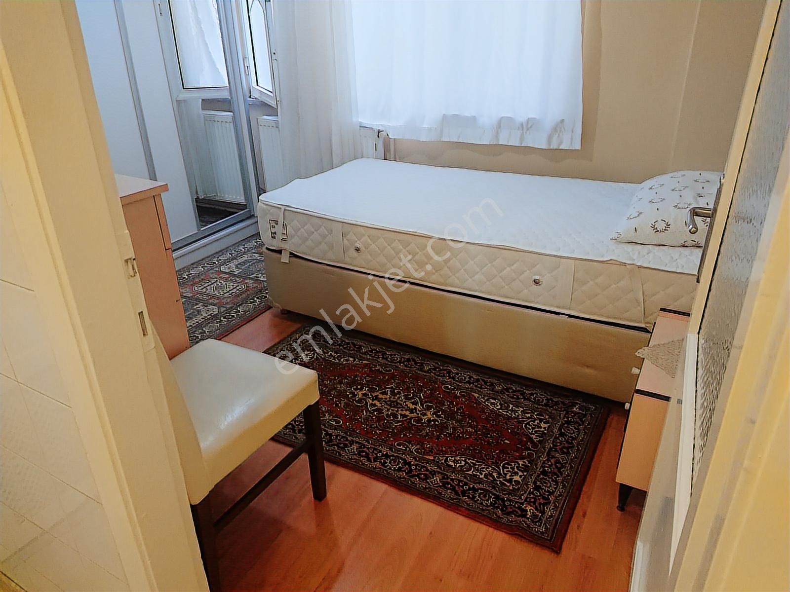 Fatih Şehremini Maallesi 90mk 2+1 Full Eşyalı Balkonlu 45.000tl - Görsel 14