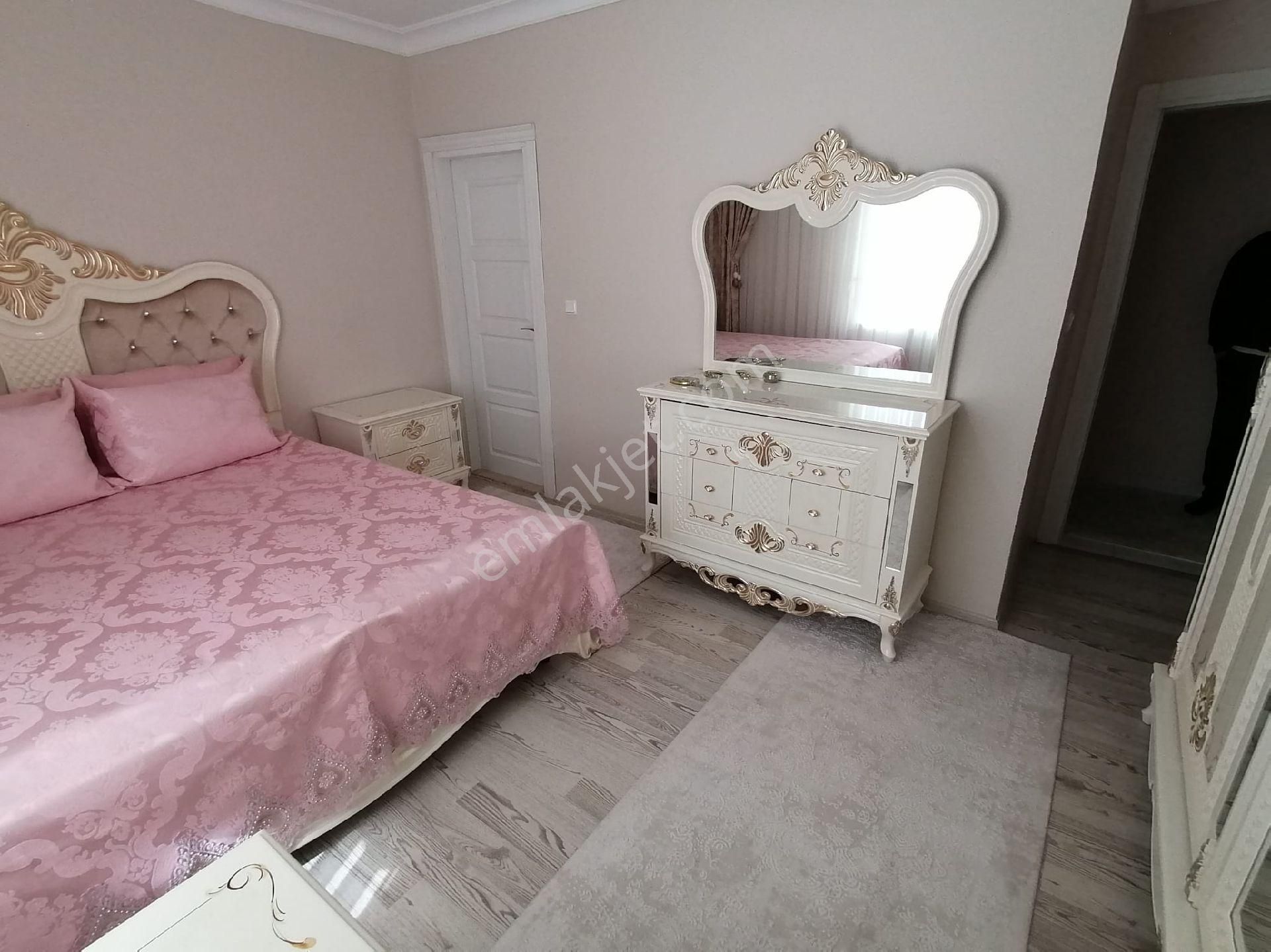 Karapürçekte Satılık 3+1 Uçaklı Park Yakını Ara Kat Asansörlü Daire - Görsel 17