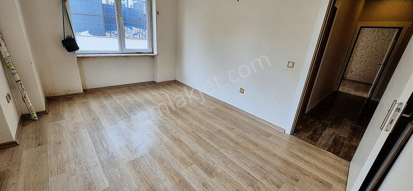 Beylikdüzü Merkezi Konumda Kiralık Geniş 3+1 - Görsel 5