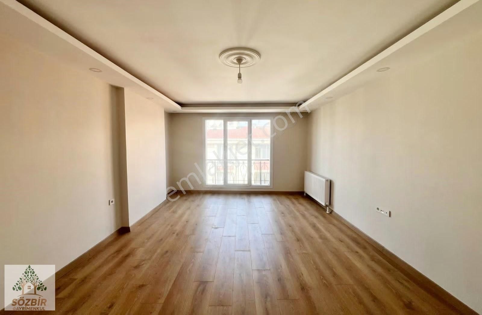 Sözbir'den Metrobüse Ve E5 Yürüme Mes. Sıfır Ara Kat 2+1 Satılık - Görsel 2