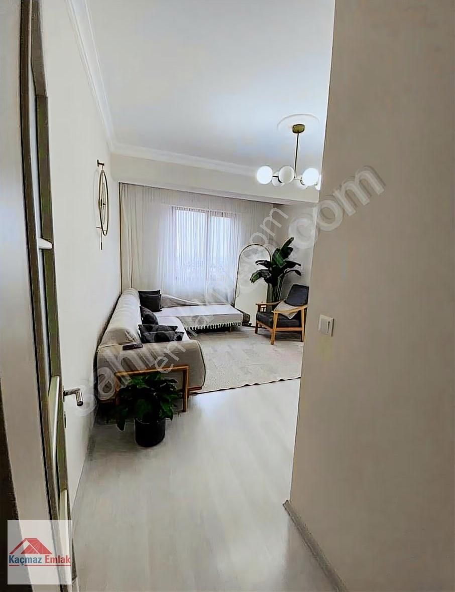 Kaçmazdan_3+1 Ebeveyn Banyolu Ara Kat İskanlı Satılık Dairemiz - Görsel 9
