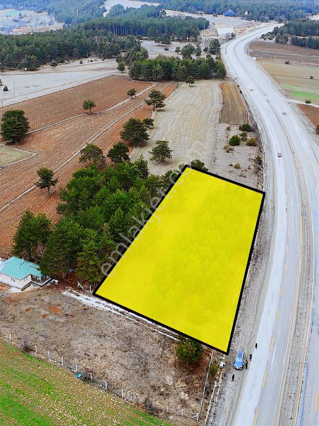 Garanti Emlak'tan, Ankara Yoluna Cepheli, 900 M2 İmarlı Arsa - Görsel 13