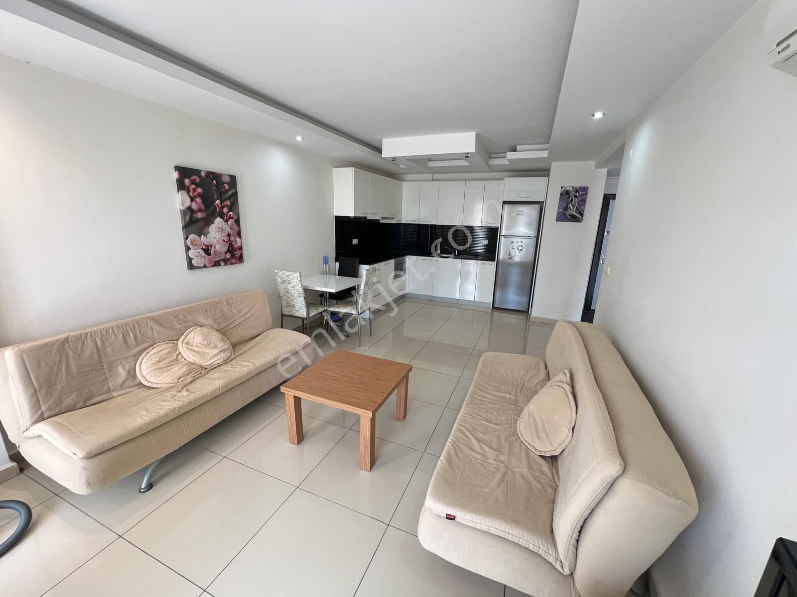 Cikcilli Crystal Towers 1+1 Eşyalı Daire - Görsel 5