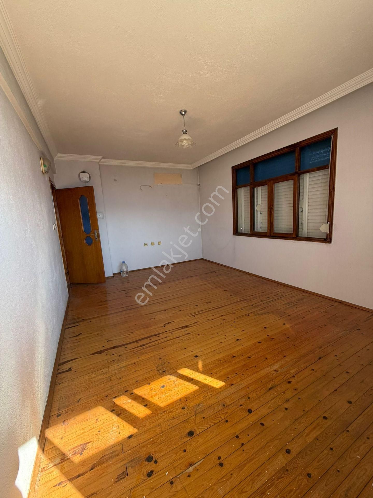 Yeni Mahallede Caddeye Ve Pazara Yakın Kiralık 2+1 Daire - Görsel 6