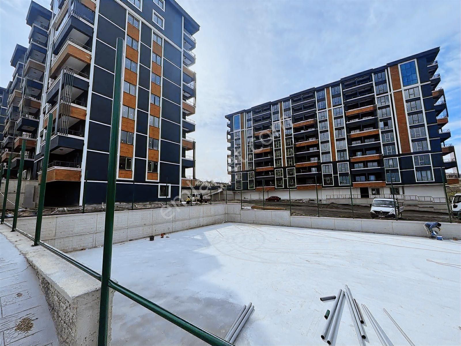 Deka Gayrimenkul'den Deniz Manzaralı Site İçi Satılık Sıfır 1+1 - Görsel 29