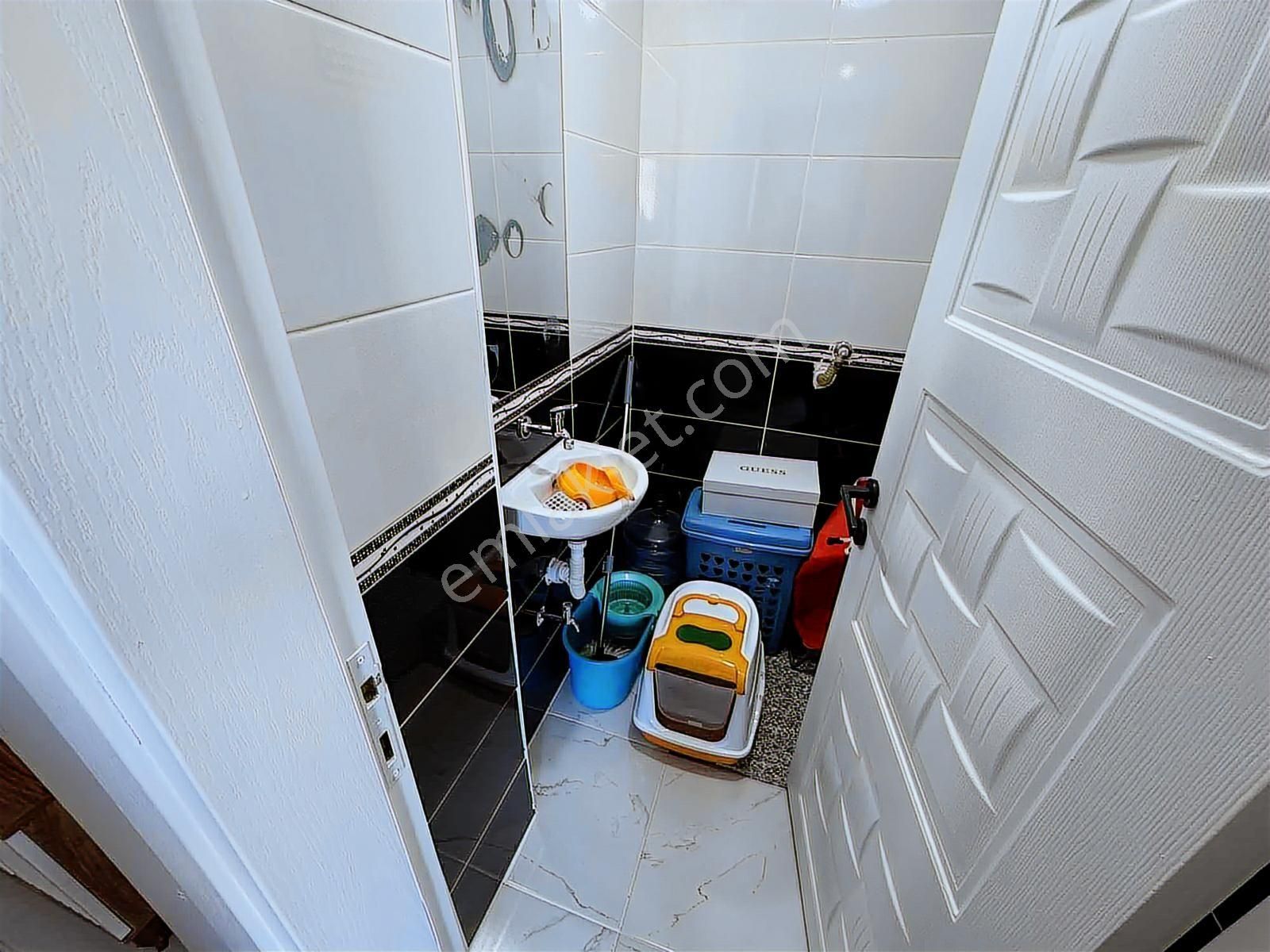 Esentepe Mahallesinde 11 Yıllık Binada Kiralık 3+1 Daire - Görsel 28