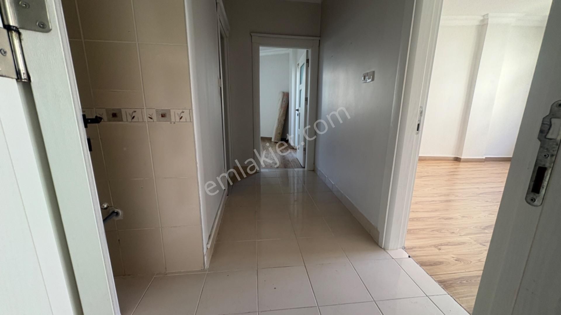 Mollateam Bayrampaşa Foruma 5 Dk Metroya Yürüme Mesafesinde 2+1 Geniş Kiralık Daire - Görsel 11