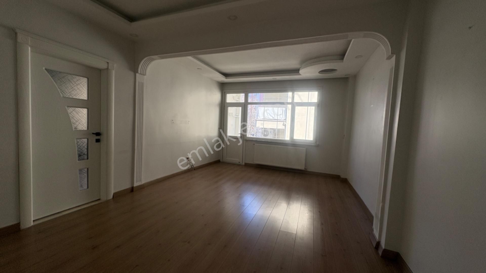 Mollateam Bayrampaşa Foruma 5 Dk Metroya Yürüme Mesafesinde 2+1 Geniş Kiralık Daire - Görsel 4