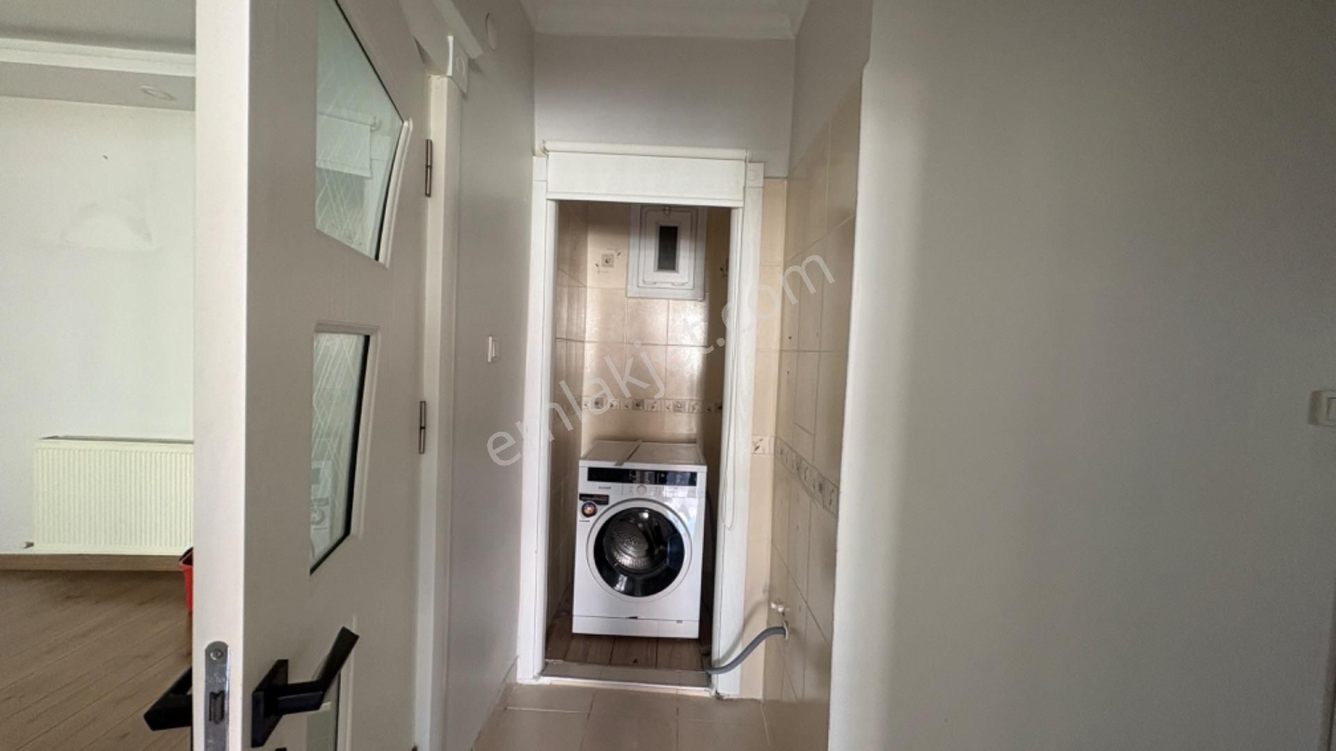 Mollateam Bayrampaşa Foruma 5 Dk Metroya Yürüme Mesafesinde 2+1 Geniş Kiralık Daire - Görsel 10