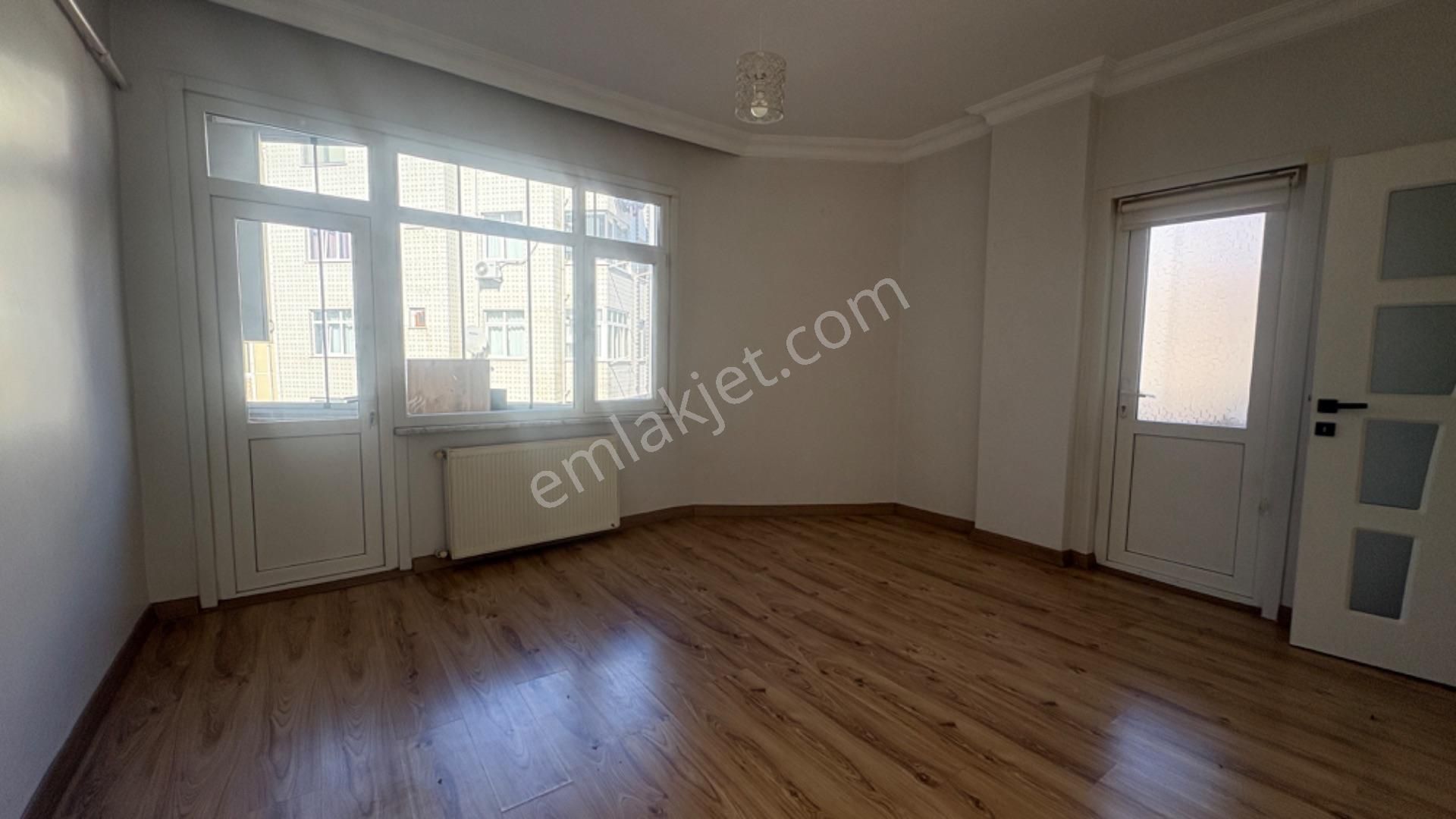 Mollateam Bayrampaşa Foruma 5 Dk Metroya Yürüme Mesafesinde 2+1 Geniş Kiralık Daire - Görsel 17