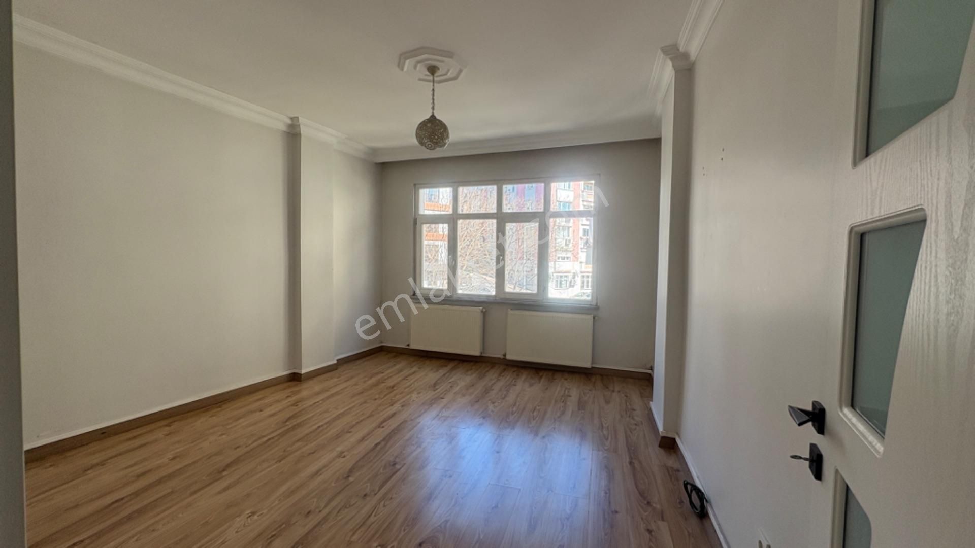 Mollateam Bayrampaşa Foruma 5 Dk Metroya Yürüme Mesafesinde 2+1 Geniş Kiralık Daire - Görsel 5
