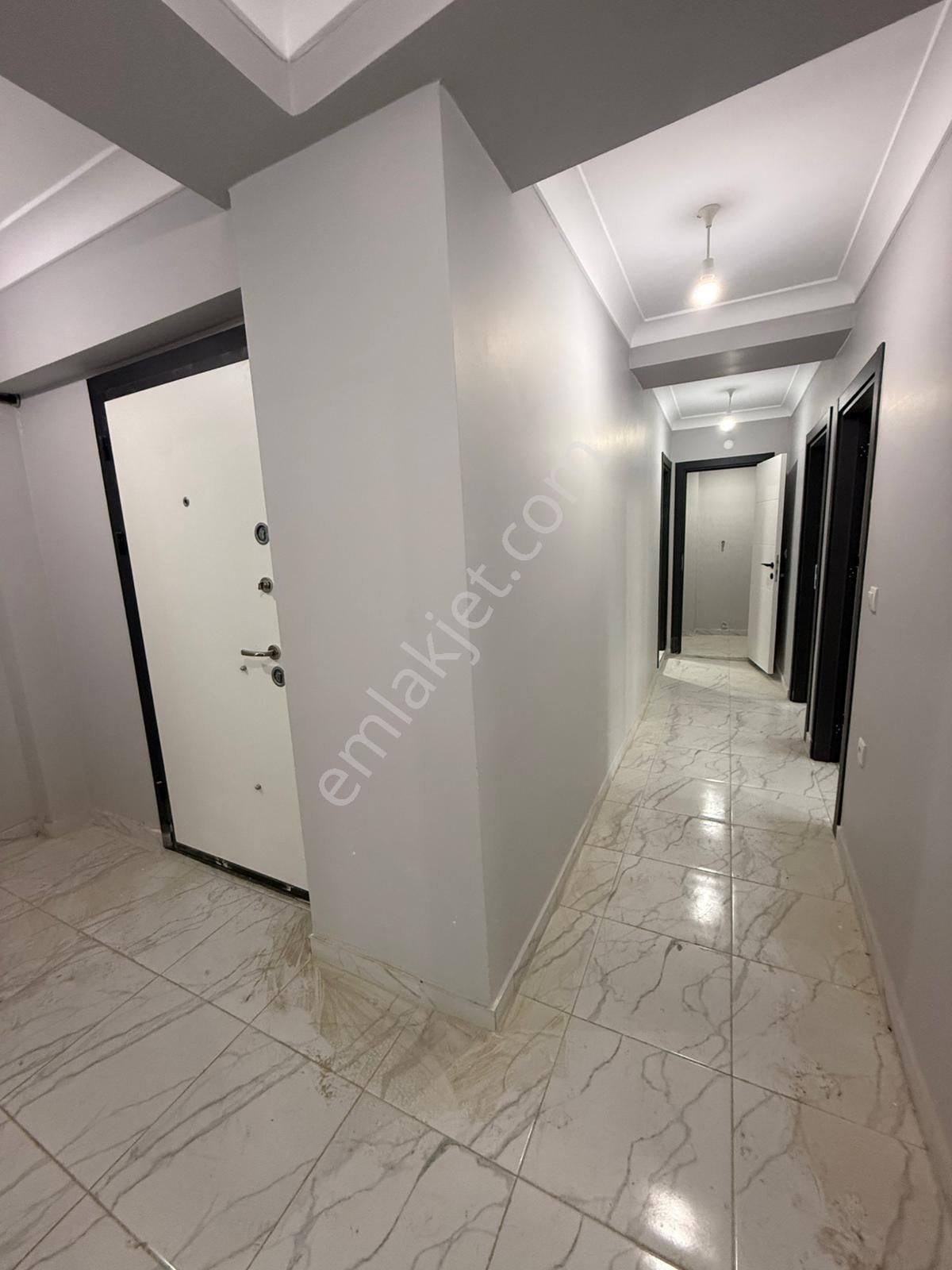 Salman Dan Devlet Hastanesi Yakını 3+1 Otoparklı Sıfır Daire - Görsel 12