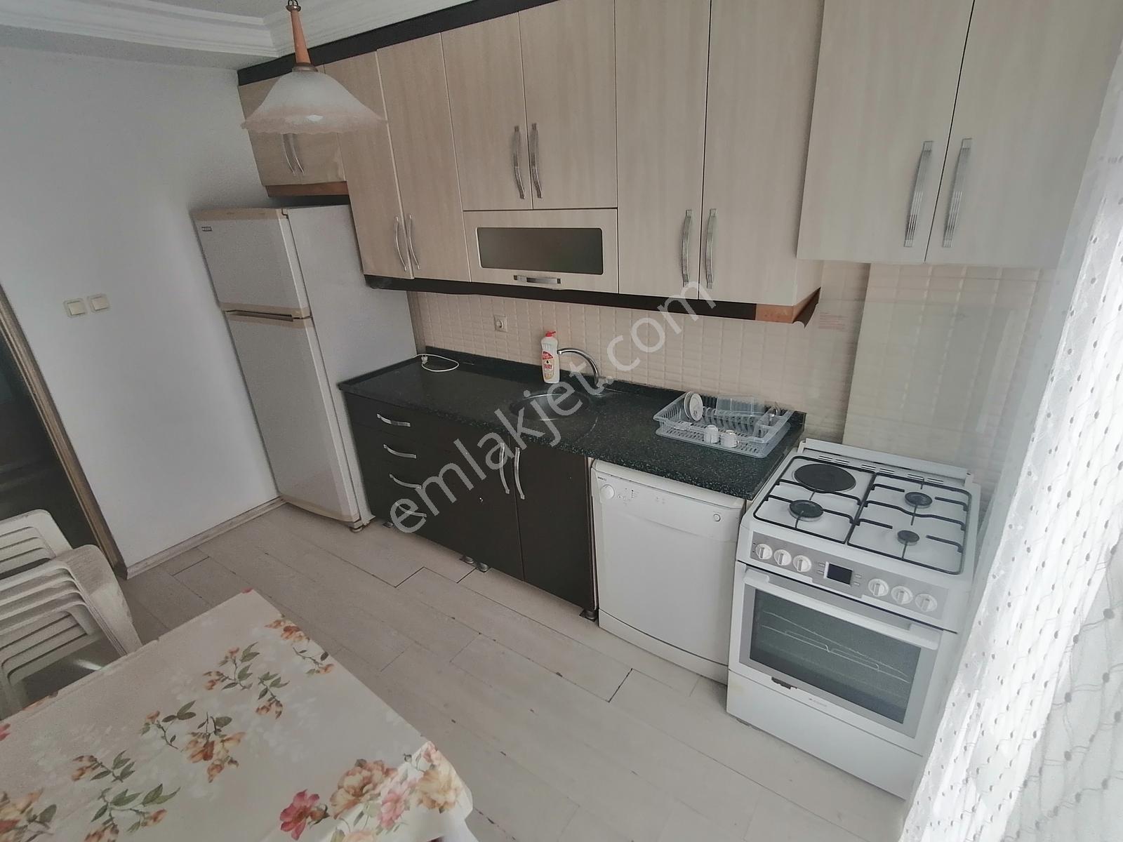 Çarşı Atatürk Caddesi Merkezi Konumda Full Eşyalı 2+1 K. Mutfak - Görsel 22