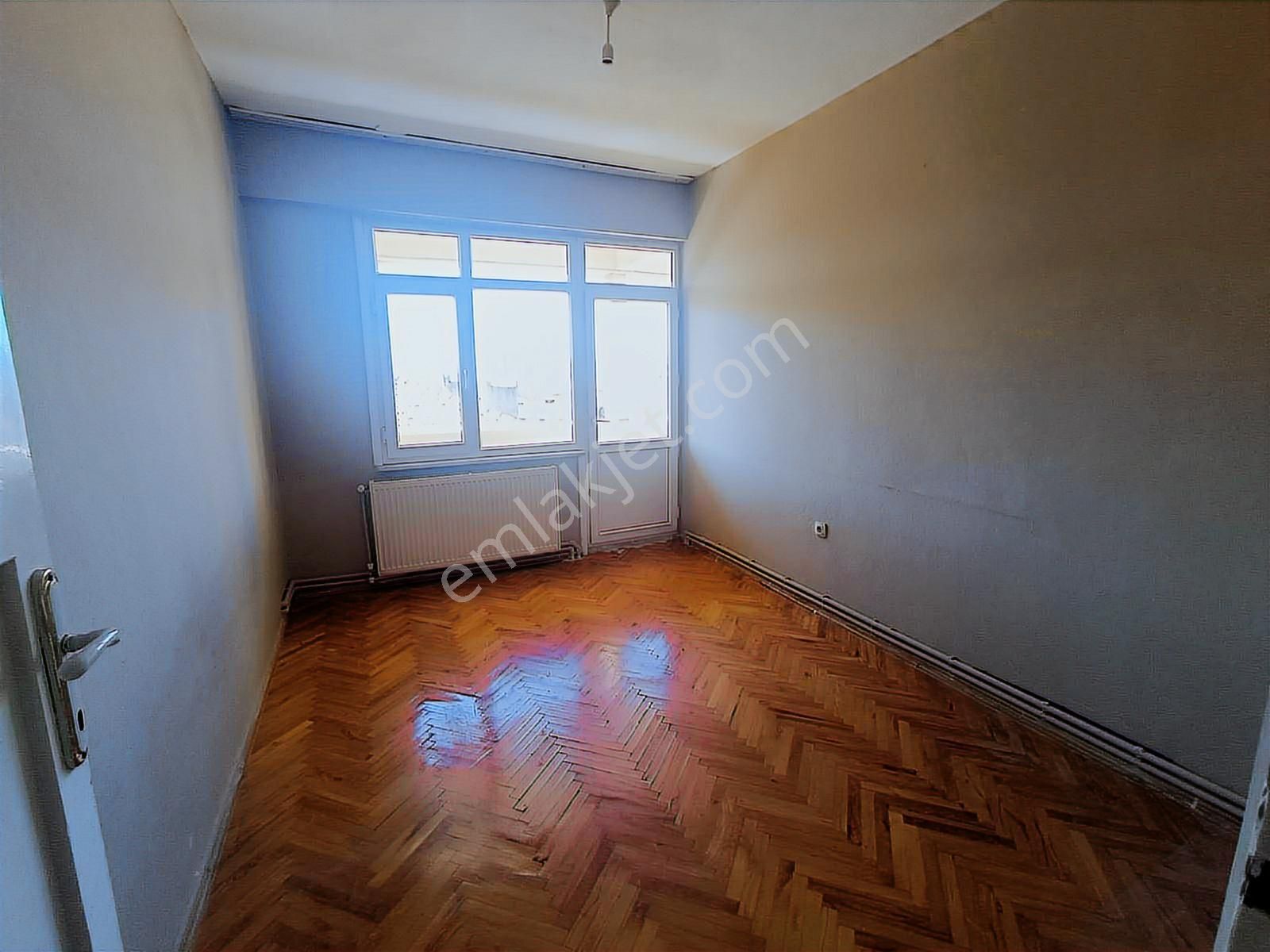 F-l Den Ünalanda Metro Ve Metrobüs Yürüme ,teras Kullanımlı 2+1 - Görsel 16